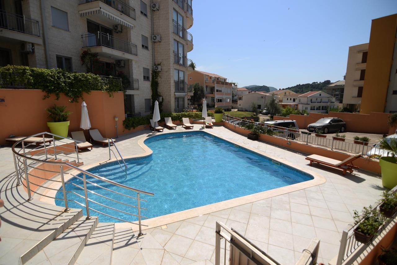 Apartment Dolce Petrovac Bagian luar foto